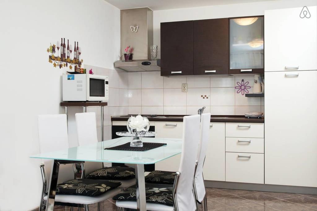 Apartment Stanic - "Home Away From Home" Split Ruang foto